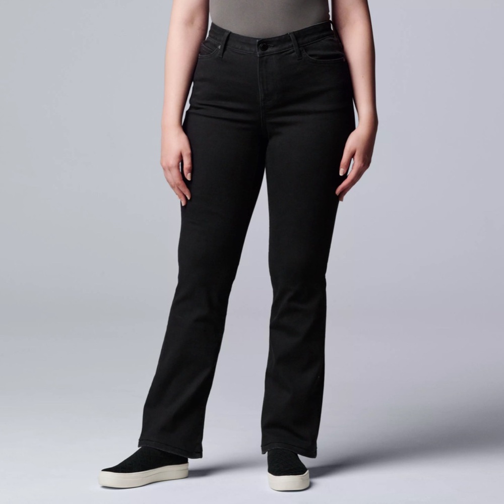 NWOT Simply Vera Vera Wang Black Straight Leg Jeans